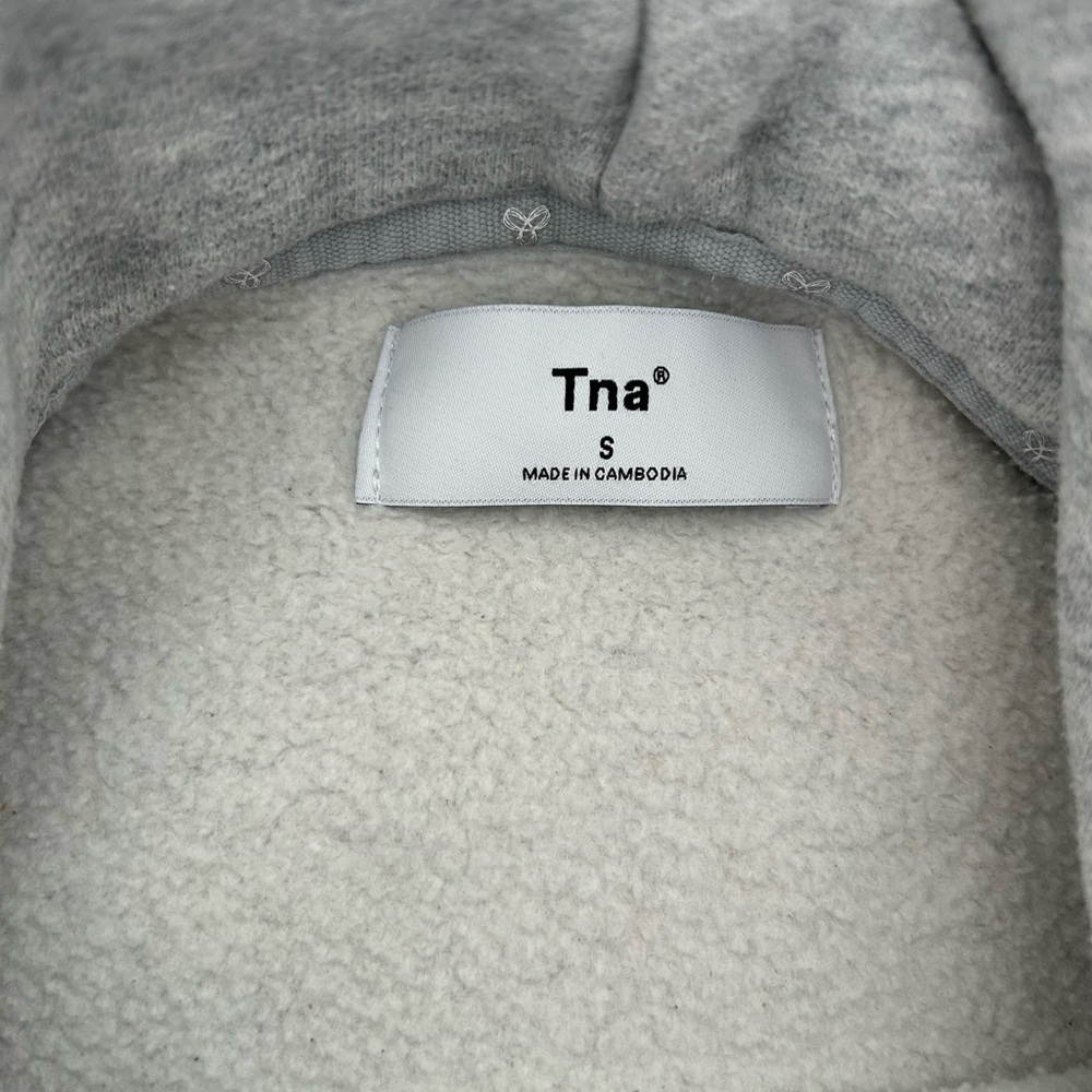 SOLD TNA Light Gray Hoodie size small - Picture 2 of 3